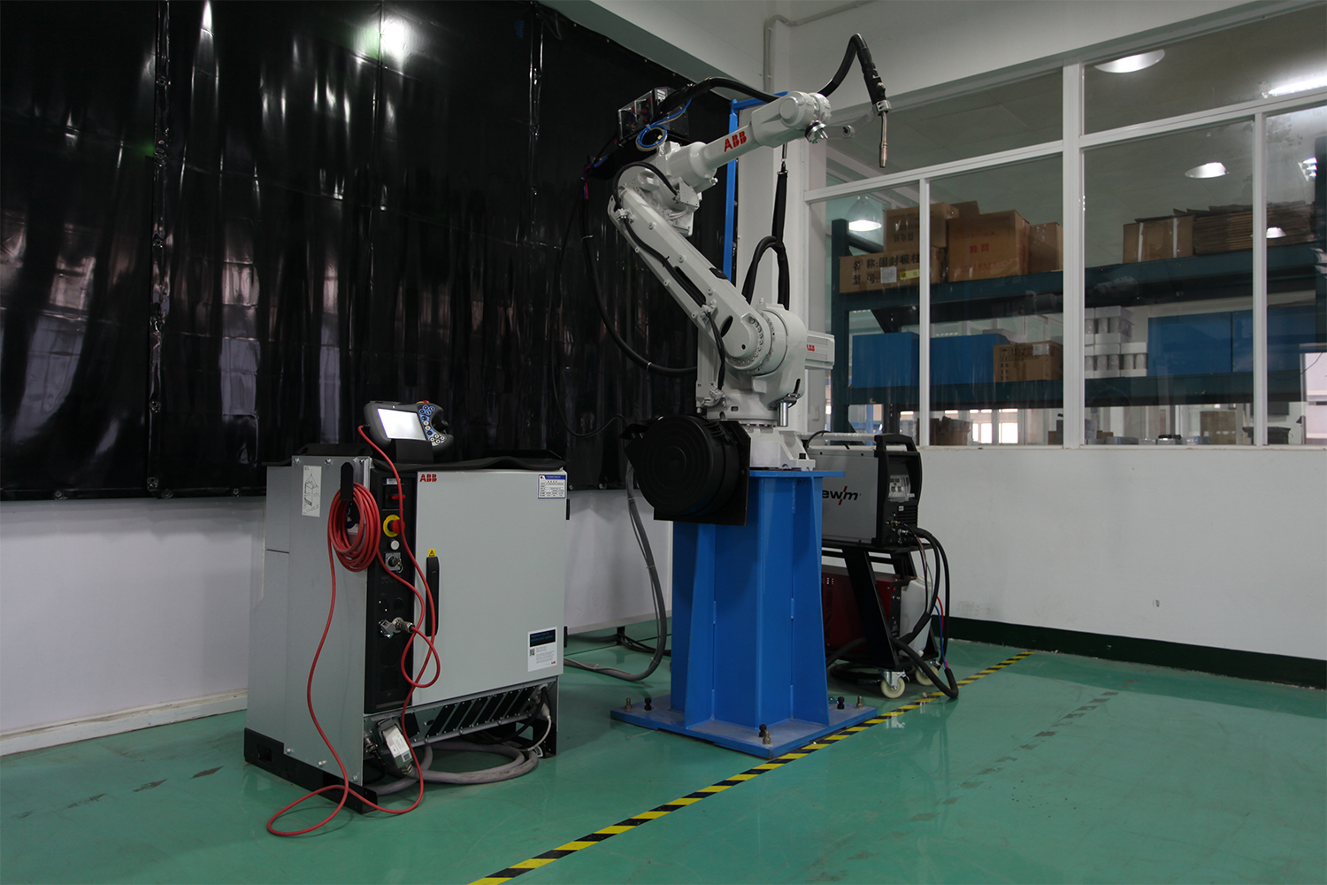 IRB2600-507380 Inflatable cabinet robot semi-automatic welding system